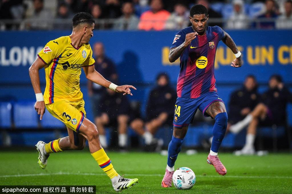 巴萨再遭重创：弗里克执教下的低谷与未来展望